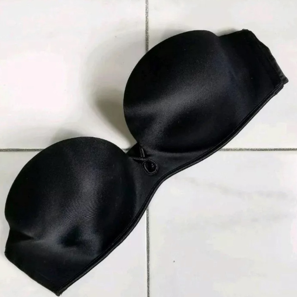 Victoria’s Secret Bombshell Strapless Bra 34A